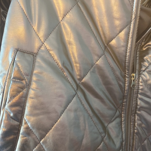 Gold bomber Jacket never worn . - Picture 3 of 3